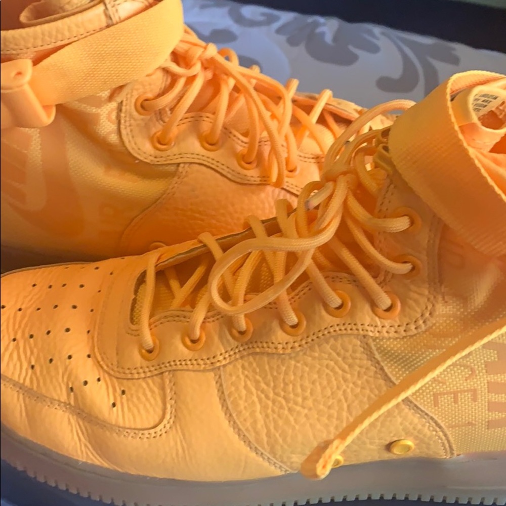 Nike SF Air Force 1 Mid Odell Beckham Jr.